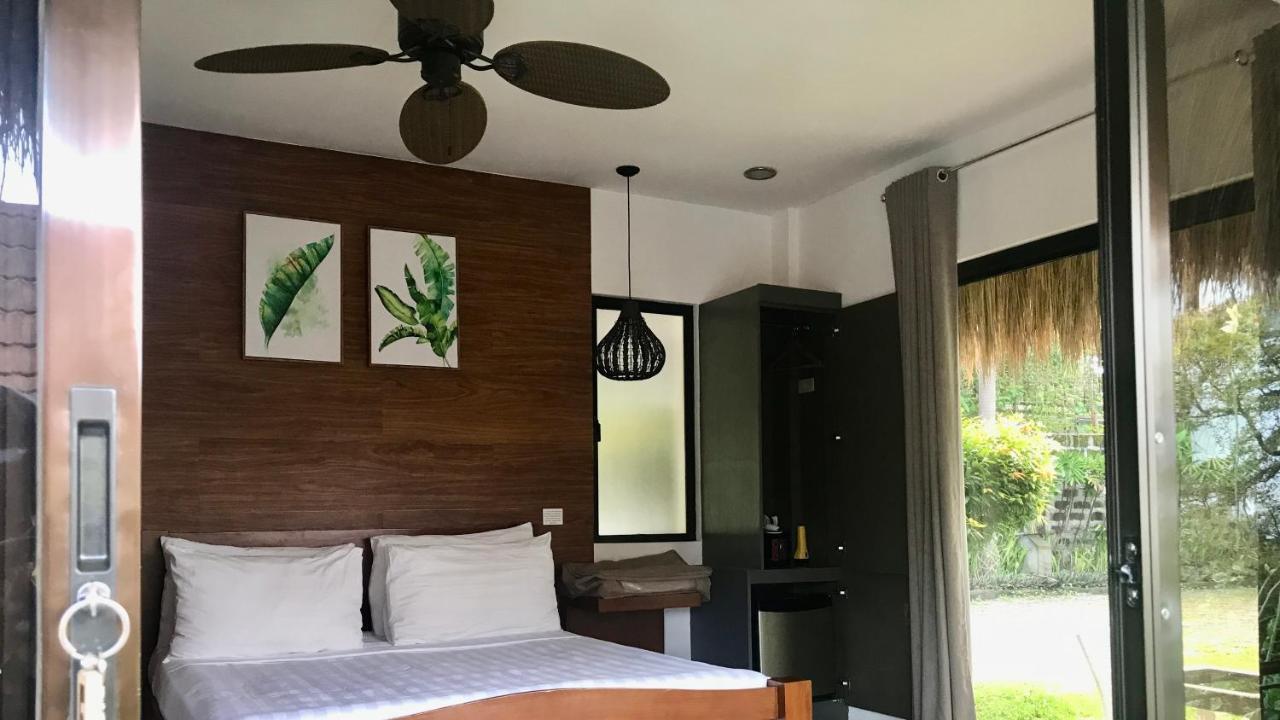 Villas By Eco Hotels Mataasnakahoy Esterno foto